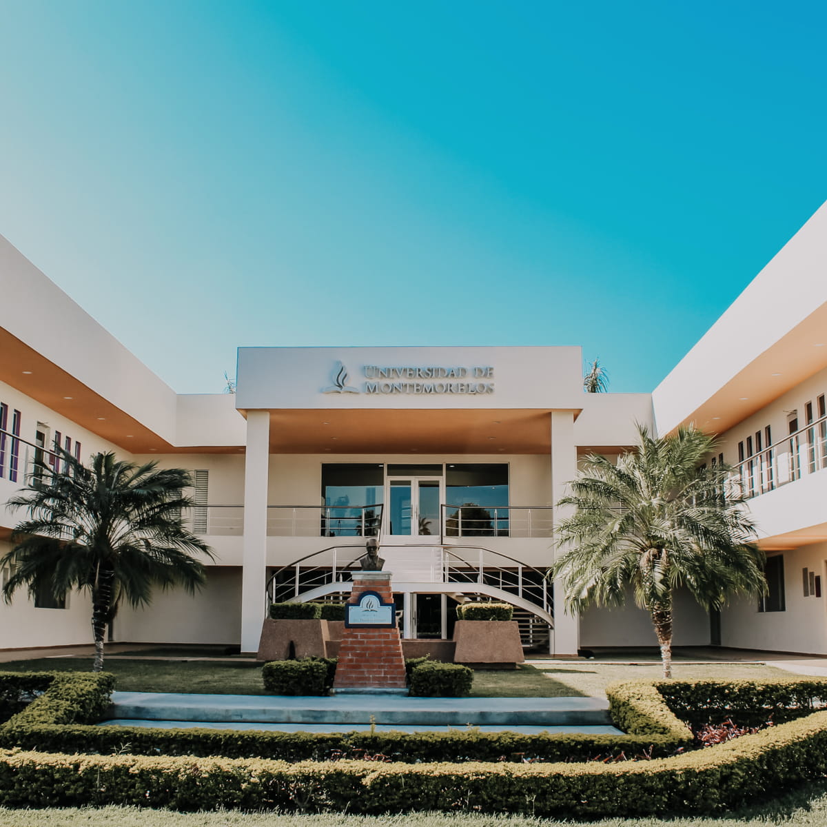 Corporativo | UM Corporativo | UM
